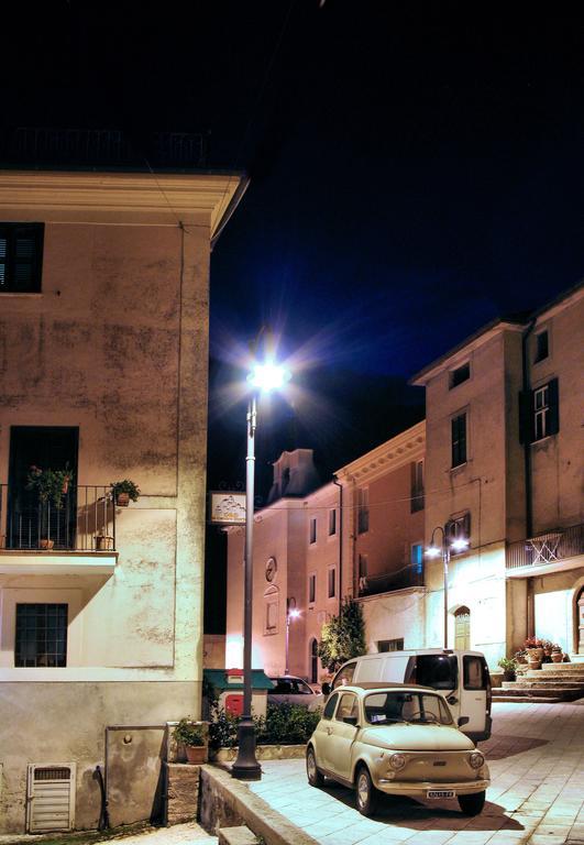 Il Centro Storico Lägenhet Posta Fibreno Rum bild